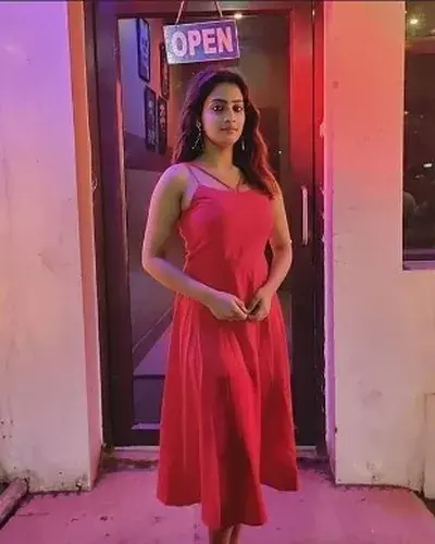 Escorts Mangan